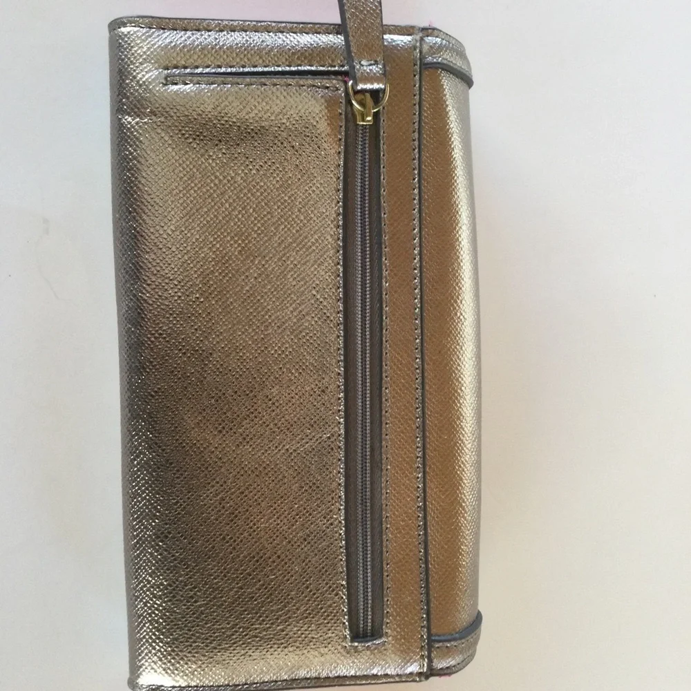 Liz Claiborne liz claiborne